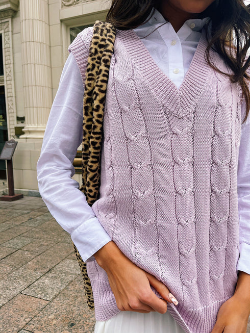 Clueless Cable Knit Vest// Lilac